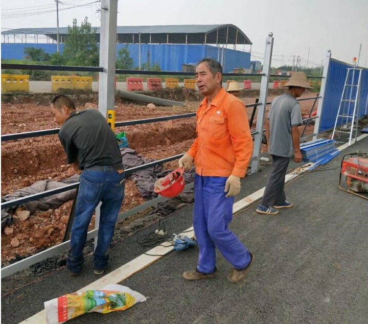 项目案例七-amjs澳金沙门线路首页实业洛阳围挡厂家