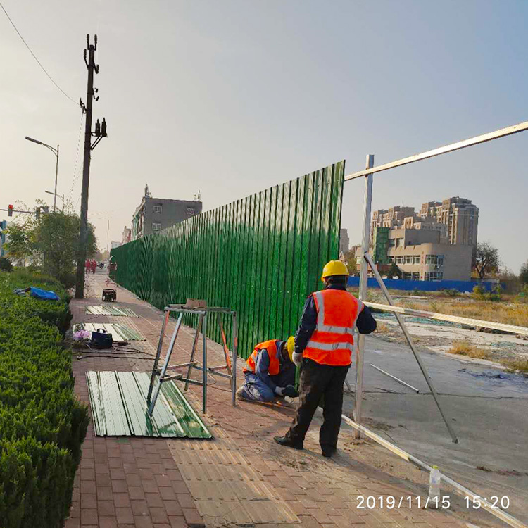 运动绿色围挡护栏-绿色围挡护栏价钱-amjs澳金沙门线路首页-amjs澳金沙门线路首页实业洛阳围挡厂家
