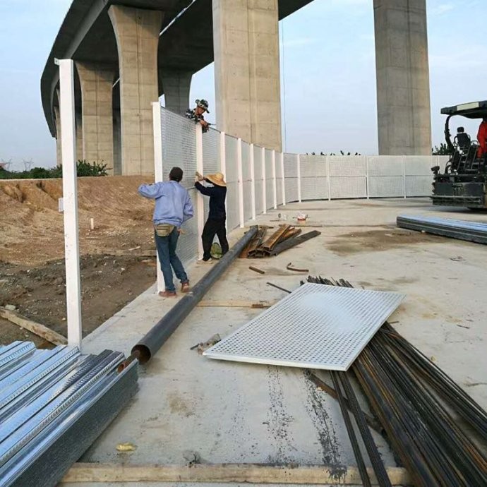 法库工地施工冲孔网围挡批发-amjs澳金沙门线路首页实业洛阳围挡厂家
